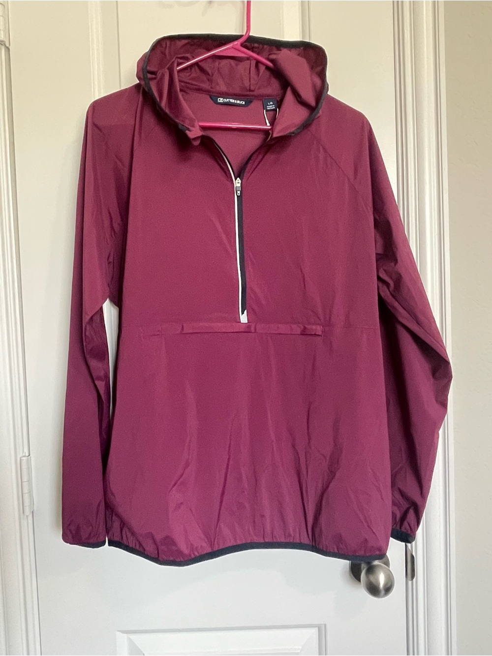 NWT Cutter & Buck Women’s Breaker WeatherTec Hooded Half Zip Jacket Maroon Large